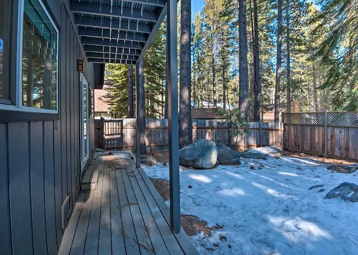 Cozy Mountain Cabin About 7 Mi To Heavenly Ski Resort!