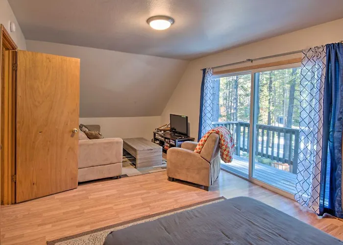 Cozy Mountain Cabin About 7 Mi To Heavenly Ski Resort!